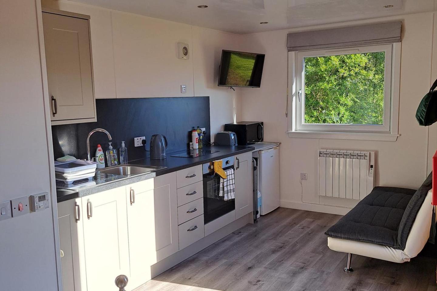 The Posh Bothy Spean Bridge Apartment Fort William Exterior photo